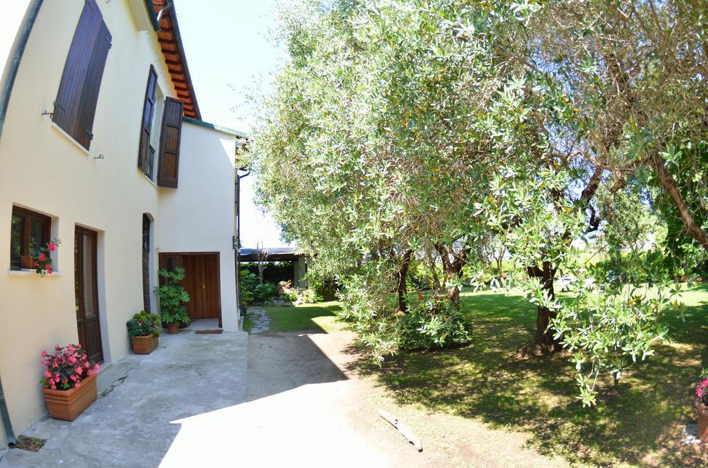 Casa Romana Viareggio Extérieur photo
