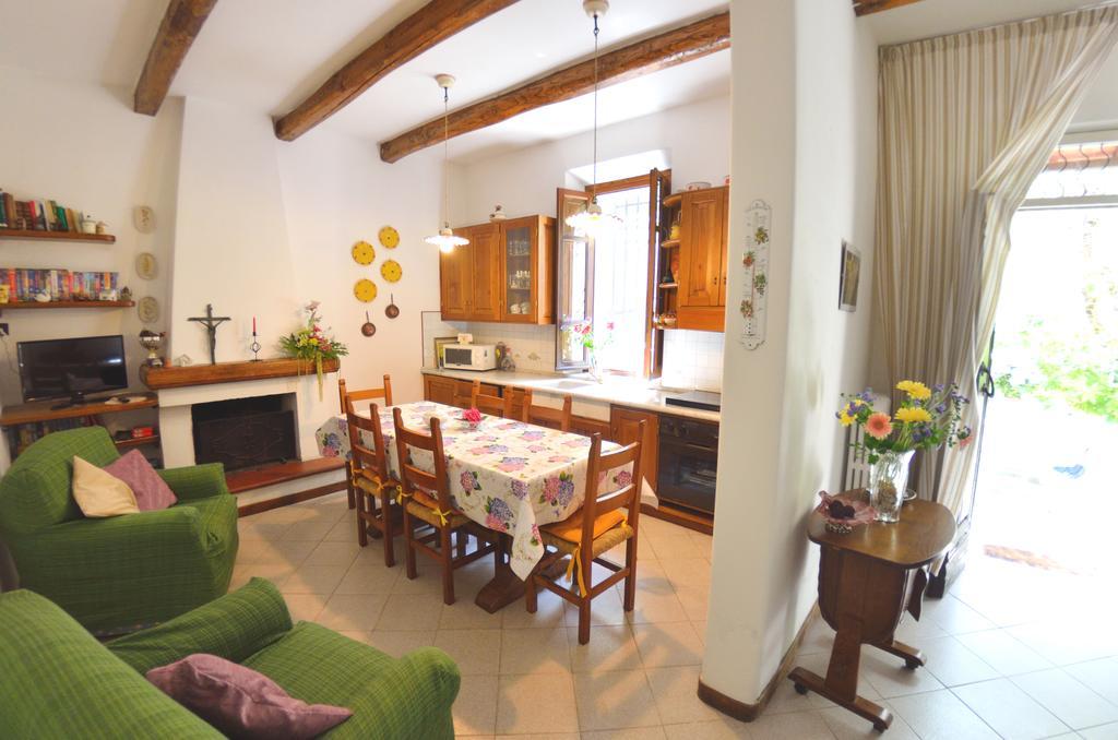 Casa Romana Viareggio Extérieur photo