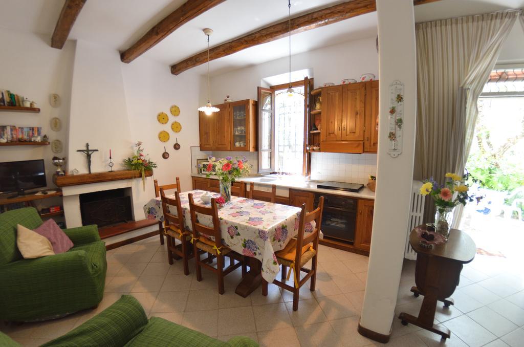 Casa Romana Viareggio Extérieur photo